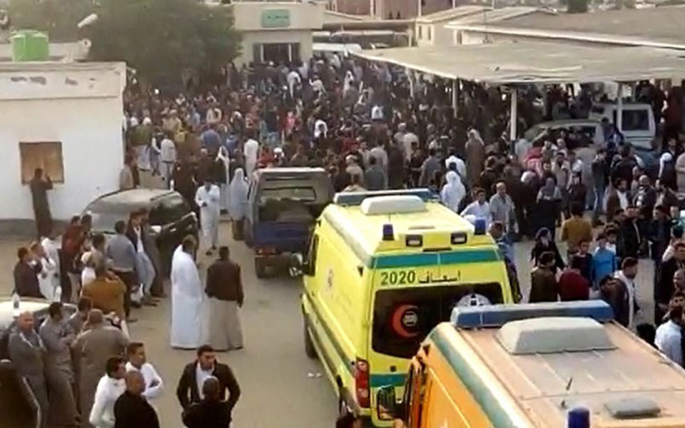 μακελειό-με-τουλάχιστον-235-νεκρούς-από-2219853