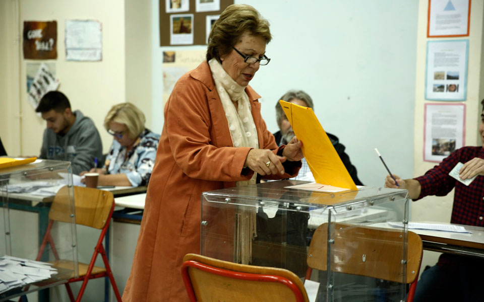 κεντροαριστερά-περισσότεροι-από-210-000-πο-2217690