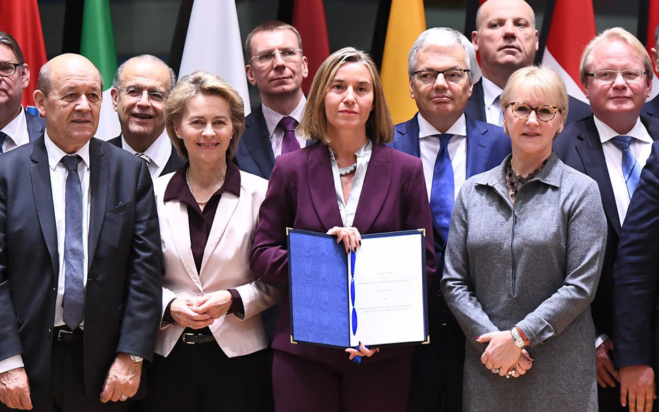 ξύπνησε-η-ωραία-κοιμωμένη-της-λισσα-2218748