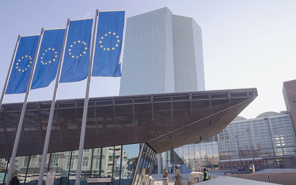 κέρδη-για-το-ευρώ-μετά-τα-θετικά-στοιχε-2219843