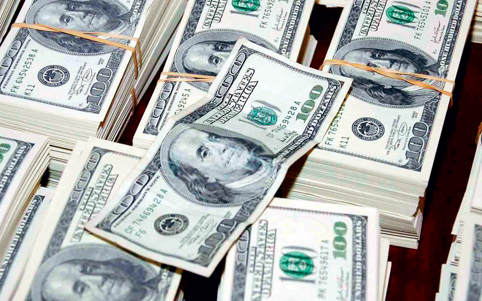 πιέσεις-στο-δολάριο-λόγω-της-φορολογι-2217499