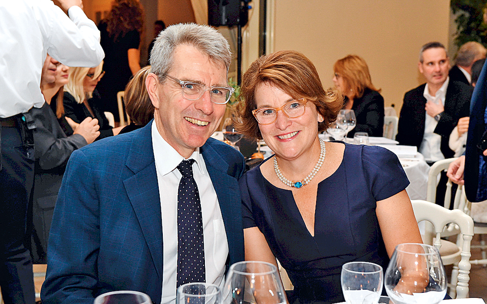 η-τυχερή-γαλοπούλα-που-την-λένε-ειδομ-2219703