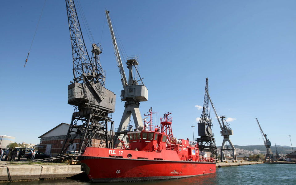 βούλιαξαν-στο-λιμάνι-της-θεσσαλονίκη-2219584