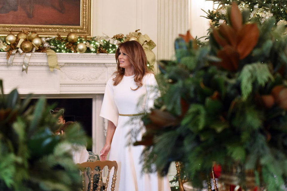 η-melania-trump-τα-έδωσε-όλα-στην-χριστουγεννιάτ-2220550