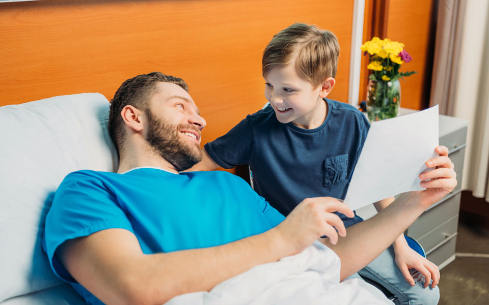 daddy-makeover-όταν-ο-μπαμπάς-επισκέπτεται-τον-πλ-2219680