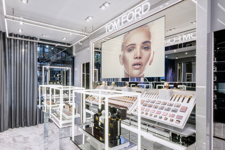 το-πρώτο-κατάστημα-tom-ford-beauty-άνοιξε-τις-πόρτ-2219331