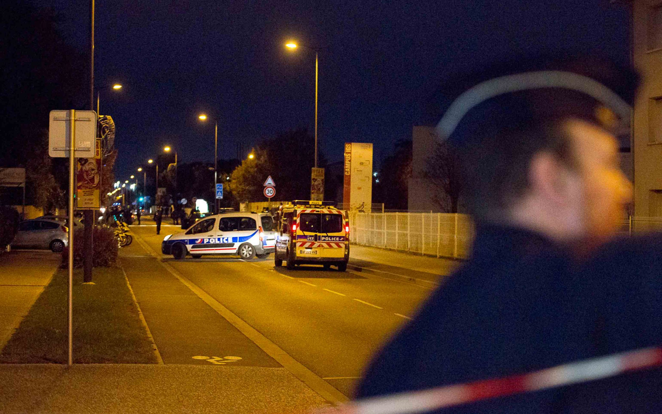 αυτοκίνητο-παρέσυρε-φοιτητές-στη-γαλ-2217447