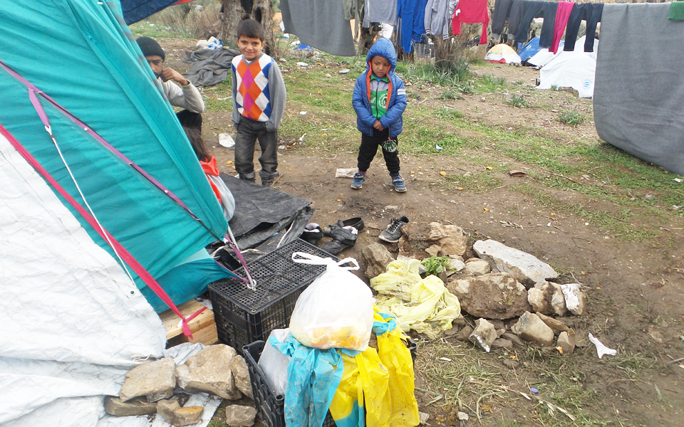 η-ζωή-σε-σκηνές-με-κρύο-και-βροχή-στη-μό-2220925