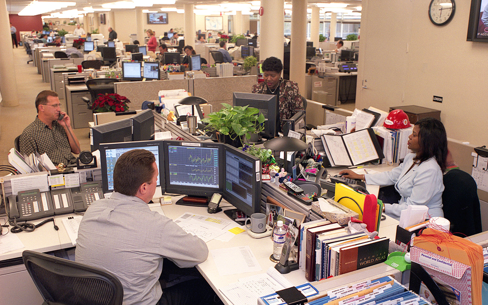 η-ανάπτυξη-δεν-φτάνει-σε-πολλούς-εργαζ-2222224