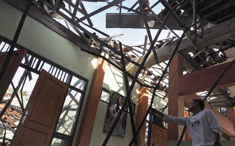 ινδονησία-δύο-νεκροί-από-τον-σεισμό-τω-2223394