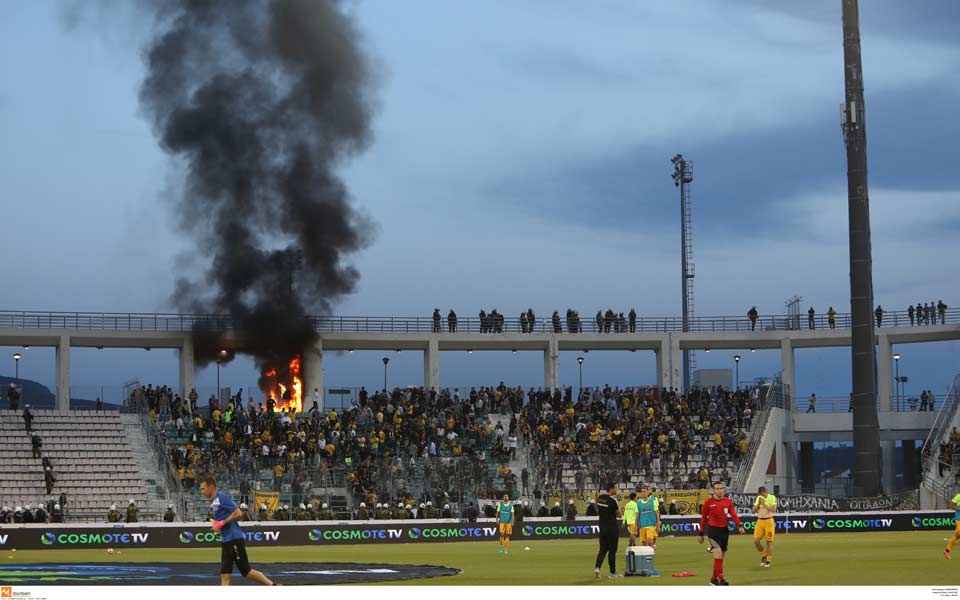 μετακινήσεις-οπαδών-μια-καυτή-πατάτ-2224550