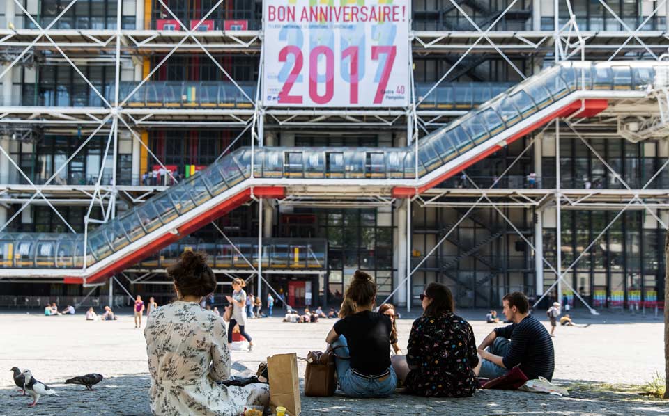 ρ-πιάνο-ο-αρχιτέκτων-είναι-σαν-δημοσι-2225405