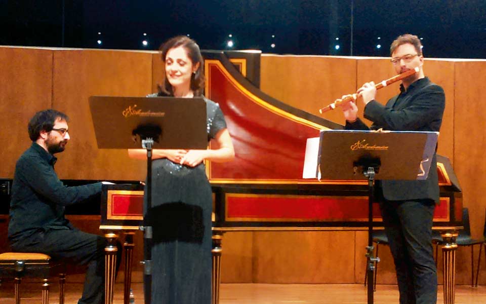 μια-αποκατάσταση-οφειλόμενη-εδώ-και-δ-2225409