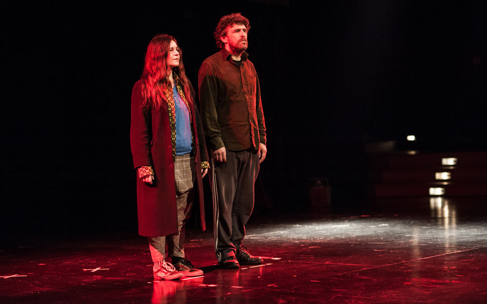 οι-σχέσεις-στα-χρόνια-της-κρίσης-2222371