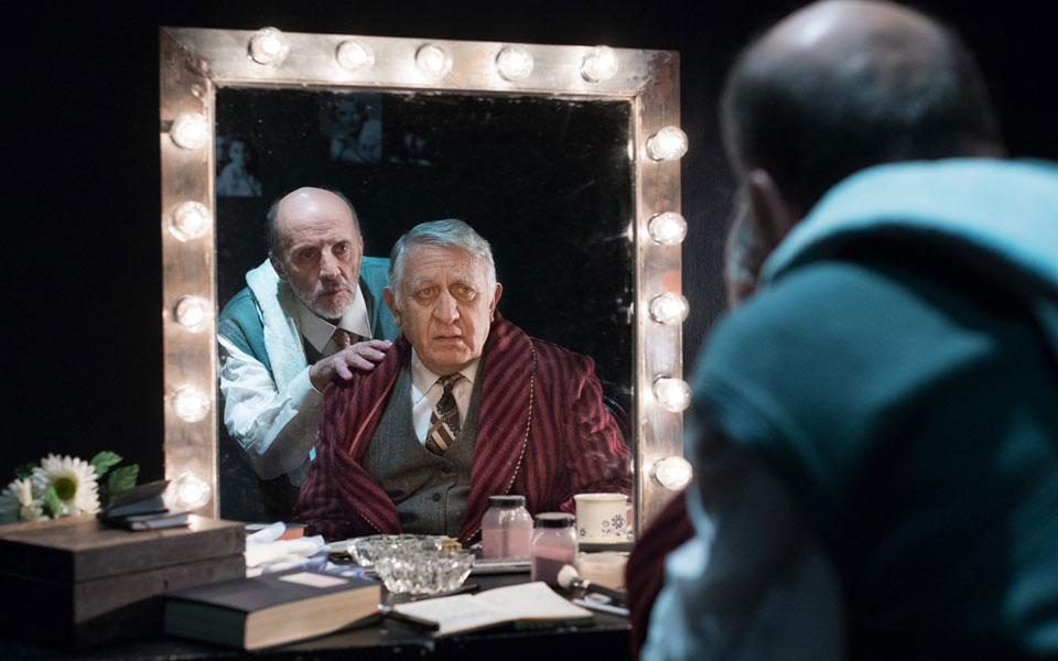 ενα-εικοσιτετράωρο-με-τον-ηθοποιό-αλέ-2220972