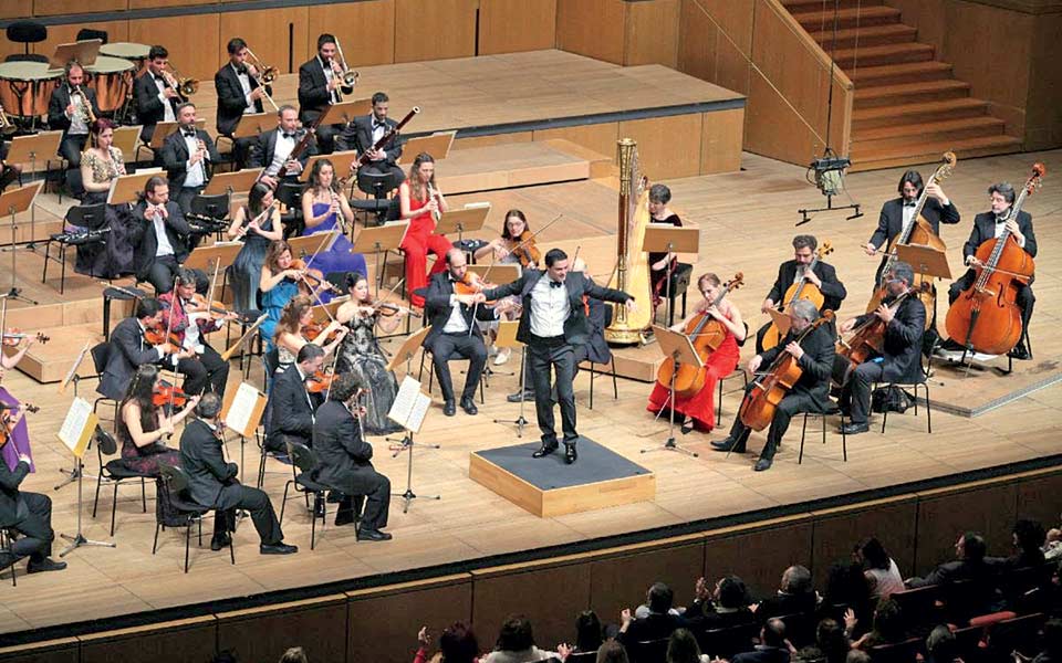 πρωτοχρονιά-με-άρωμα-βιέννης-στο-μέγα-2225204