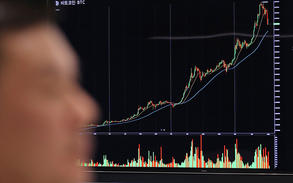 τα-σκαμπανεβάσματα-του-bitcoin-ανεβάζουν-το-2222327