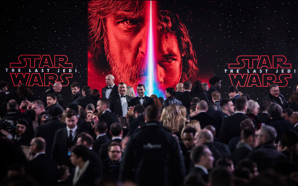 το-star-wars-παραμένει-στην-κορυφή-του-αμερικ-2224844