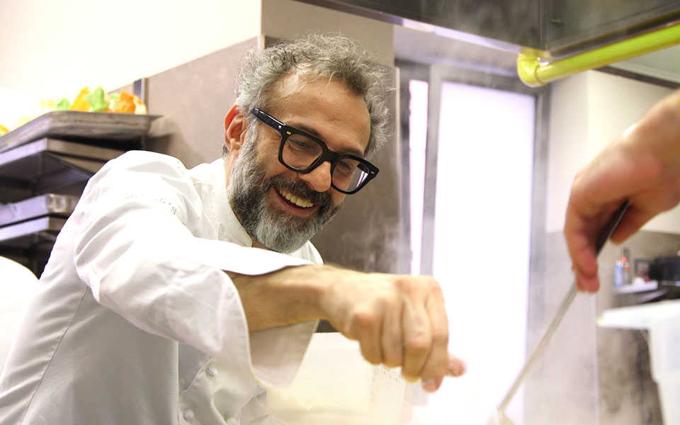 theater-of-life-ένα-συσσίτιο-με-τα-περισσότερα-αστ-2221358