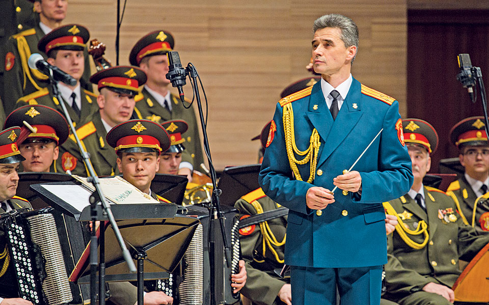 η-χορωδία-του-κόκκινου-στρατού-σε-αθ-2220959