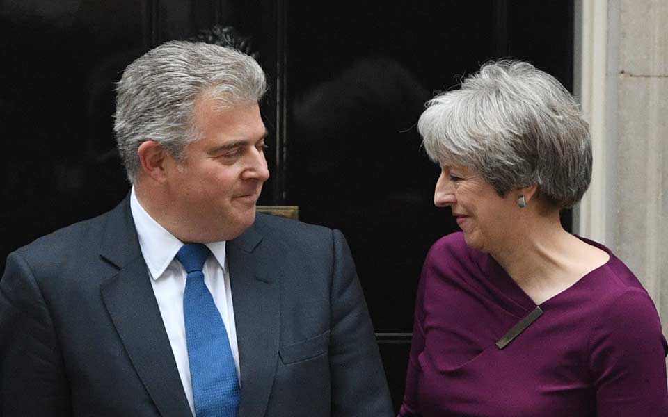 ανασχηματισμός-στην-κυβέρνηση-μέι-2226528