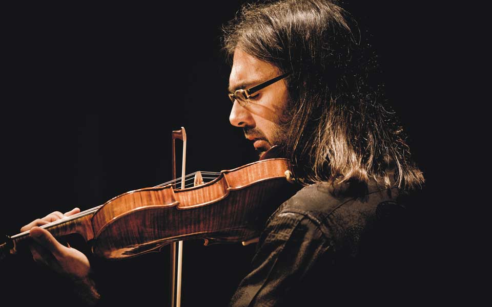 κρατώντας-την-μπαγκέτα-μια-μικρή-ιστο-2226643