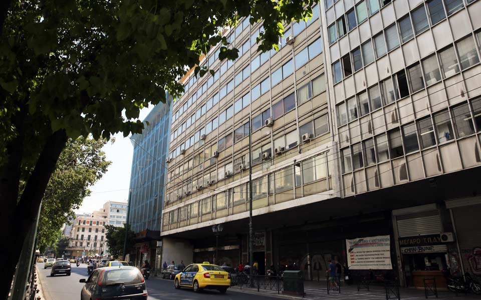 ο-δηκτησ-12-01-18-2227283