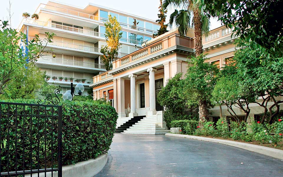 πιο-κοντά-ο-ανασχηματισμός-2227794