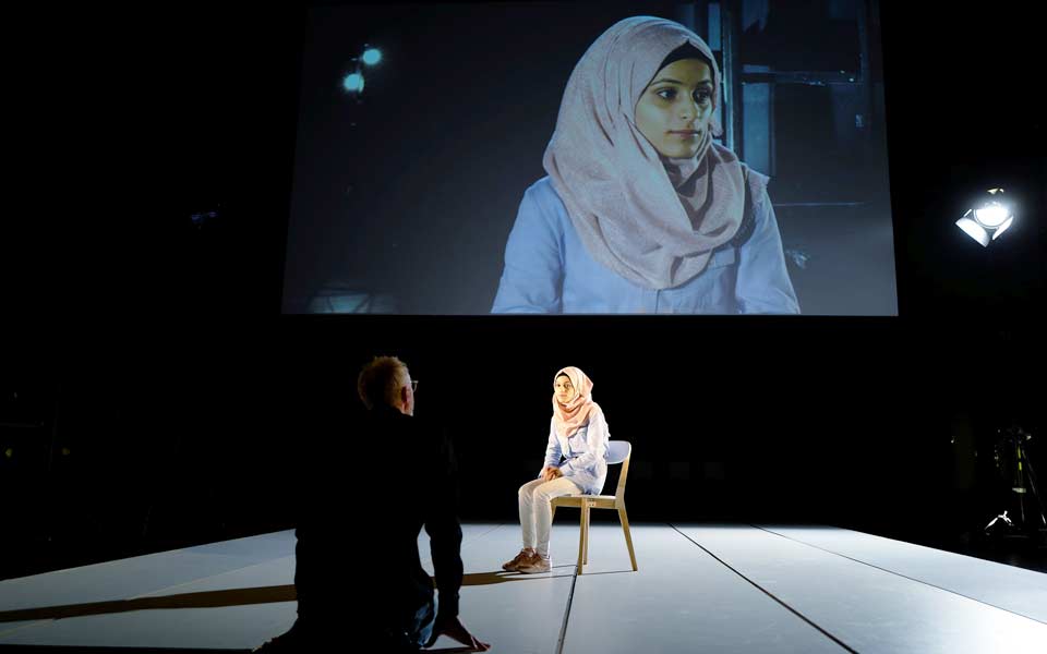 μια-διαφορετική-ιφιγένεια-είναι-ισ-2227876