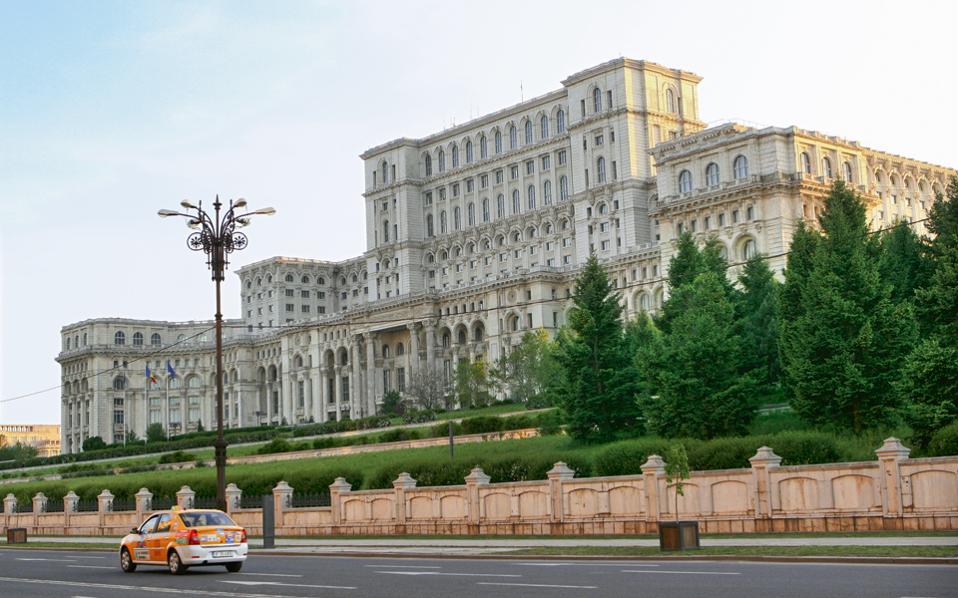 η-ρουμανία-σε-αναζήτηση-πρωθυπουργού-2228027