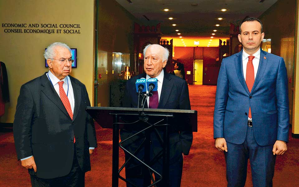 νάρκες-πγδμ-στις-συνομιλίες-με-μ-νίμιτ-2228207