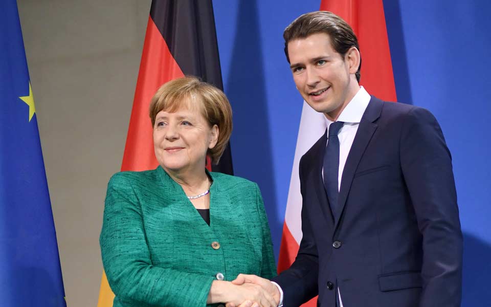 μέρκελ-μακρόν-στο-παρίσι-για-το-μέλλο-2228286