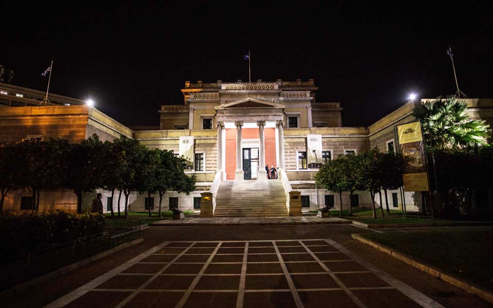 στην-παλαιά-βουλή-έγινε-η-πρεμιέρα-της-2228834