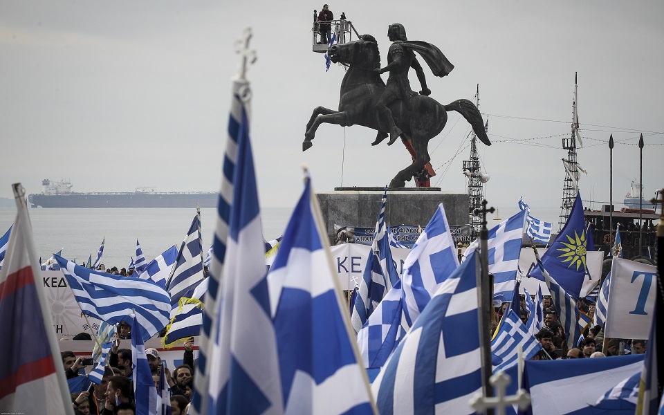 κομφούζιο-στους-δρόμους-της-θεσσαλον-2228916