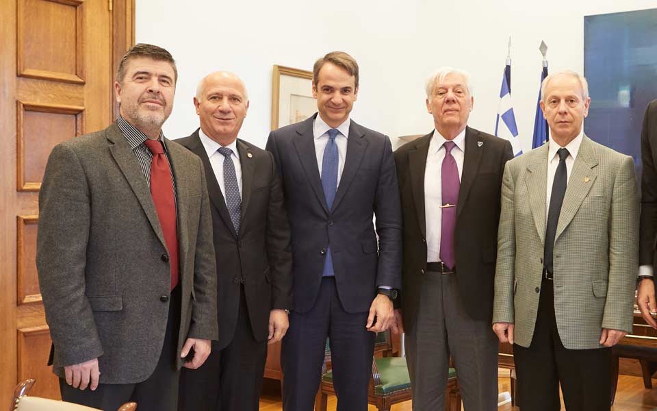 λιτότητα-και-διάλυση-μεσαίας-τάξης-2229801