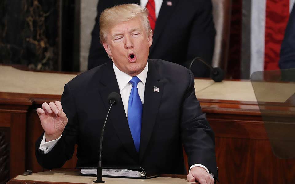 τραμπ-ρωσία-και-κίνα-απειλή-για-τα-συμφ-2230568