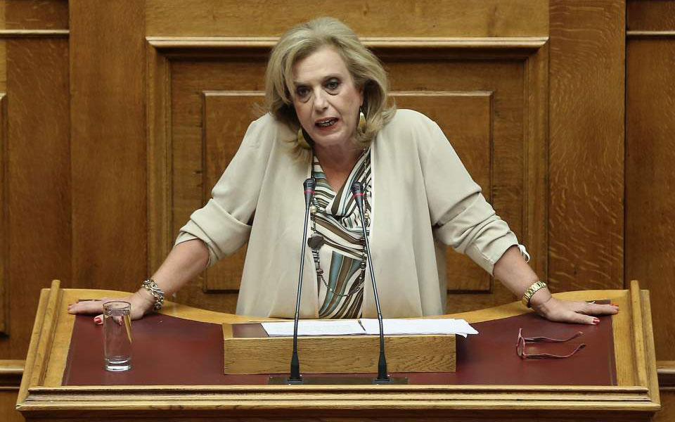 στην-κο-του-συριζα-εντάσσεται-η-βουλευ-2227752