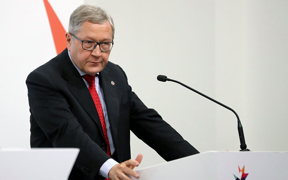 κλάους-ρέγκλινγκ-εποπτεία-και-μετά-το-2230067