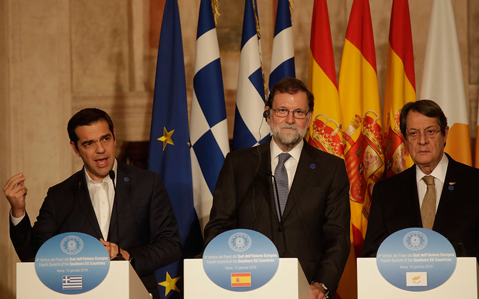 τσίπρας-η-κρίση-τελειώνει-εκεί-που-πρω-2226965