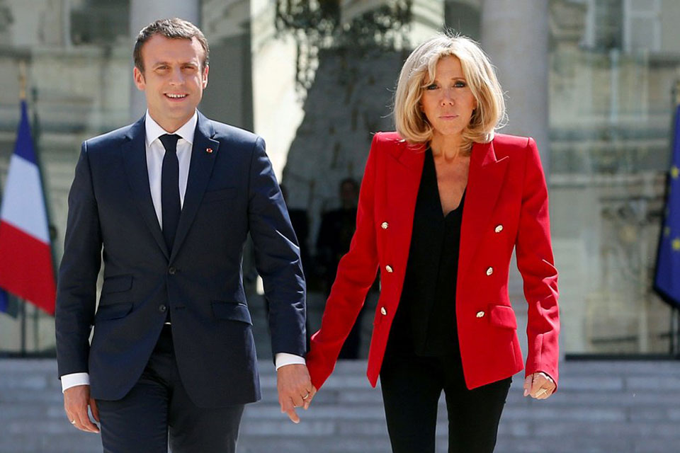 εξαλλοι-οι-γάλλοι-με-την-μπριζίτ-μακρ-2226017