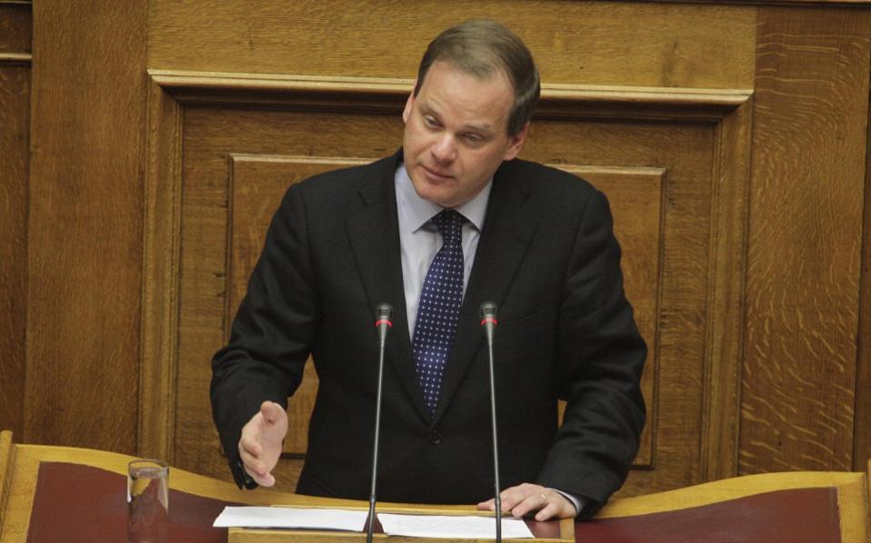 κ-καραμανλής-ηχηρό-μήνυμα-στην-κυβέρν-2229125