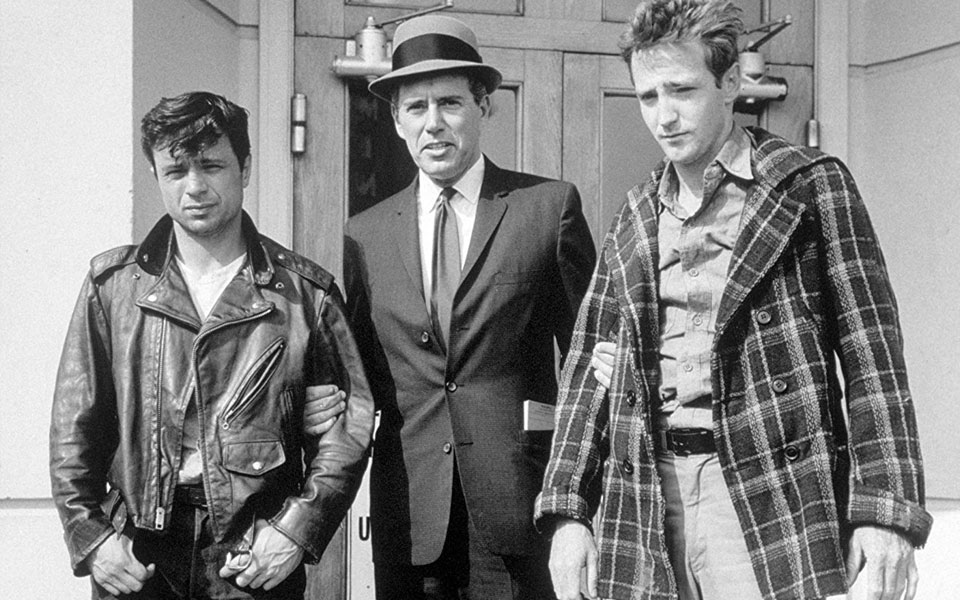 μυθιστόρημα-χωρίς-περιττή-μυθοπλασί-2226182