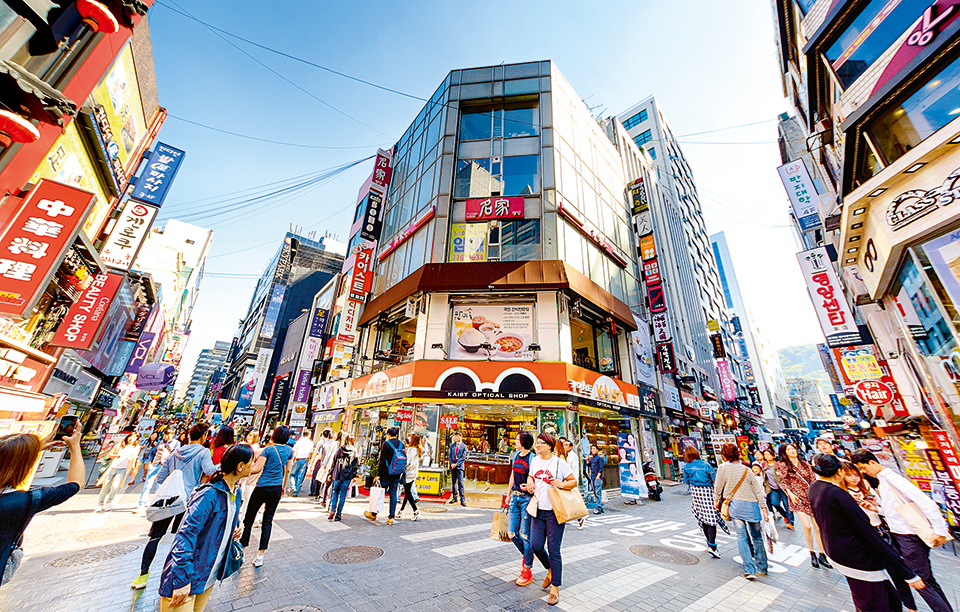 νέφος-στο-κόκκινο-στη-σεούλ-2228596