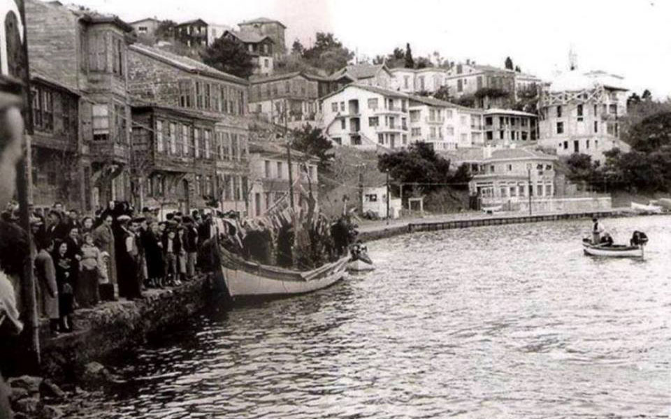 τρεις-ρωμιοί-θυμούνται-τον-συγκινητι-2226257