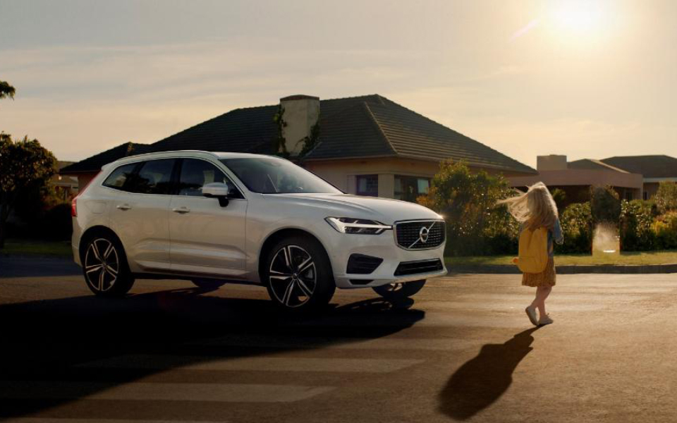 το-volvo-xc60-ασφαλέστερο-αυτοκίνητο-του-2017-στις-2230192