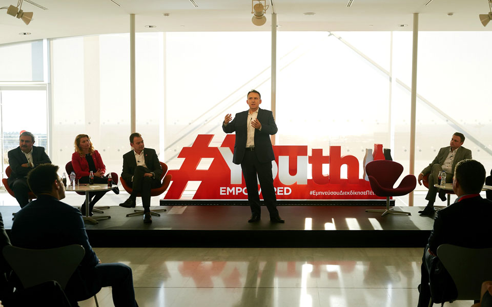 20-γενικοί-διευθυντές-της-coca-cola-ηbc-βοηθούν-το-2227056