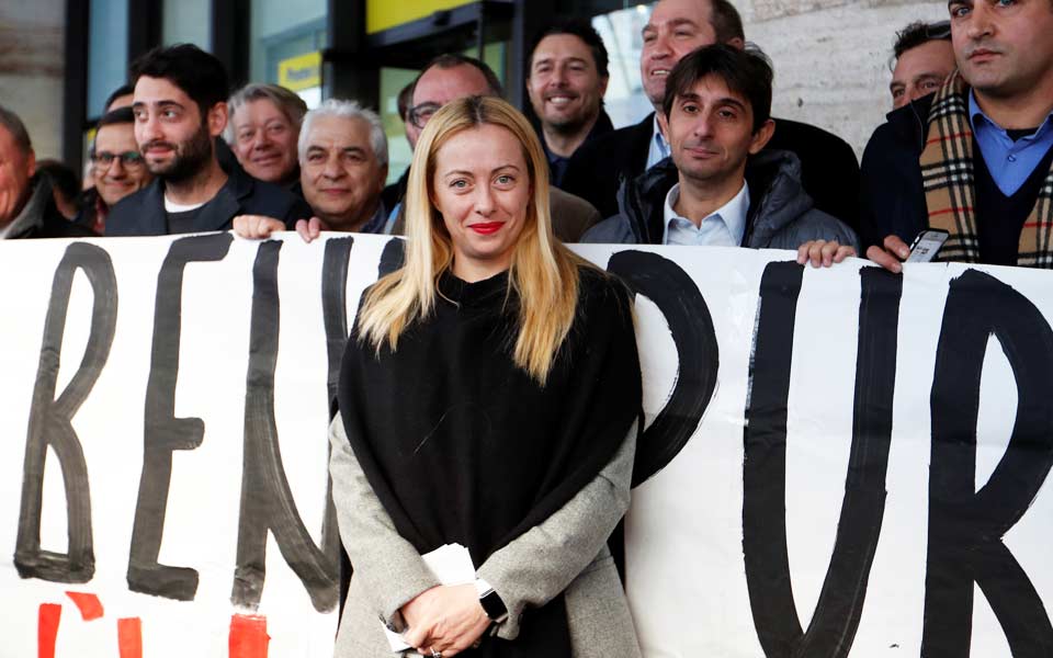 ιταλία-και-τα-μωρά-στην-προεκλογική-εκ-2230815