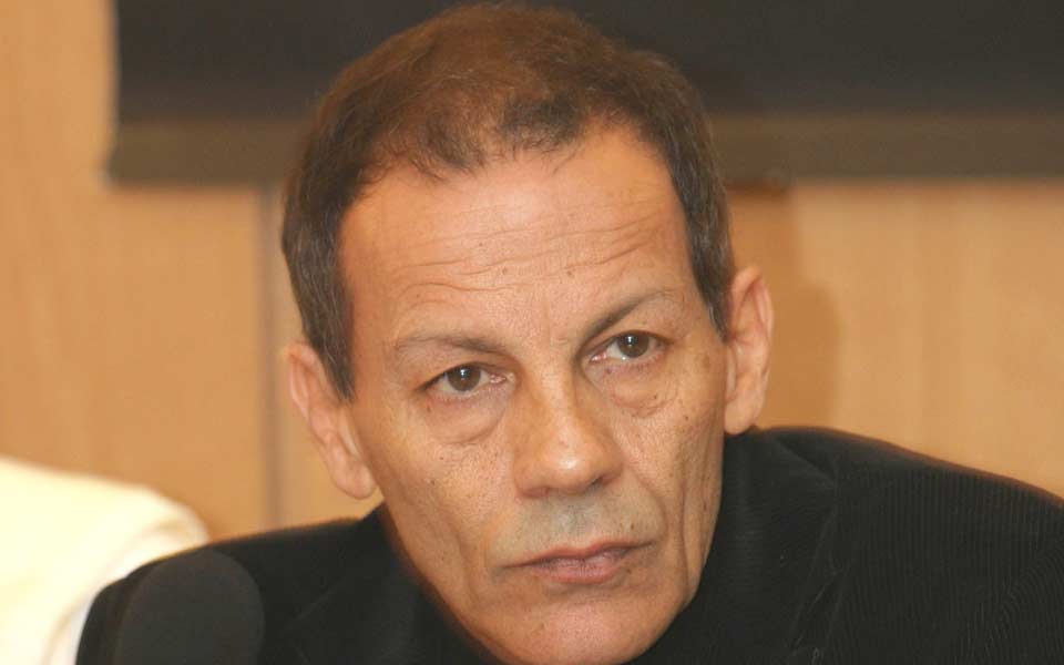 υπέρ-μίκη-θεοδωράκη-ο-σταύρος-ξαρχάκο-2232409