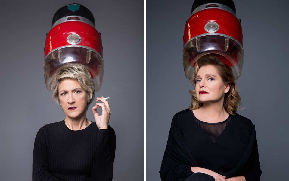 οι-νουάρ-διαβολογυναίκες-παίζουν-θ-2232756