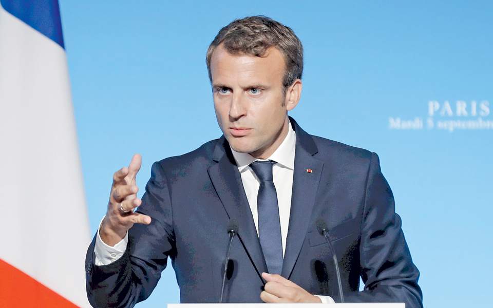 ο-μακρόν-ζητεί-τη-συμβολή-πούτιν-για-επ-2232650